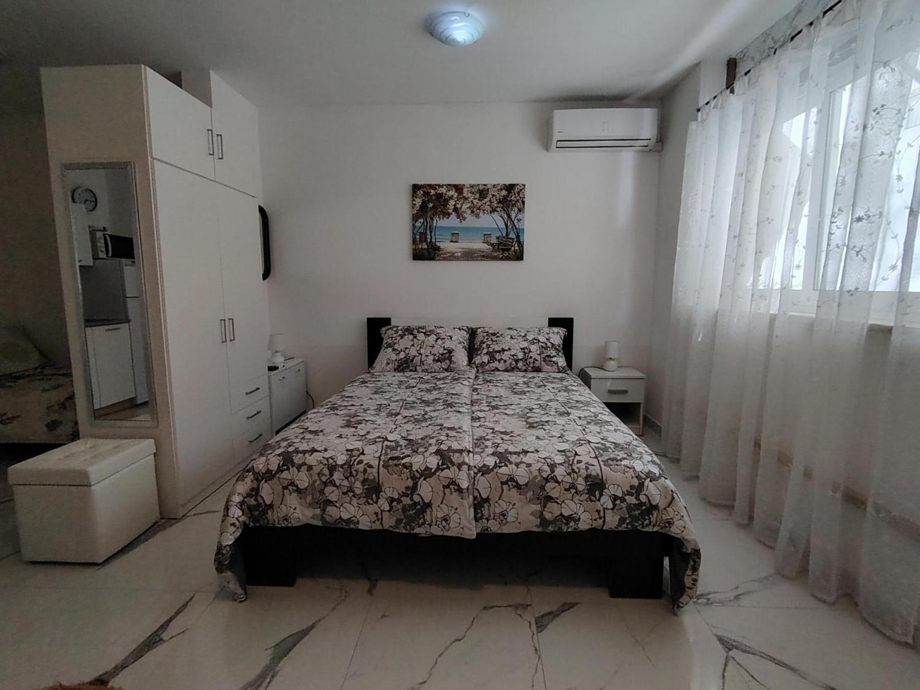 Studio-Apartman Ella ポレッチ エクステリア 写真